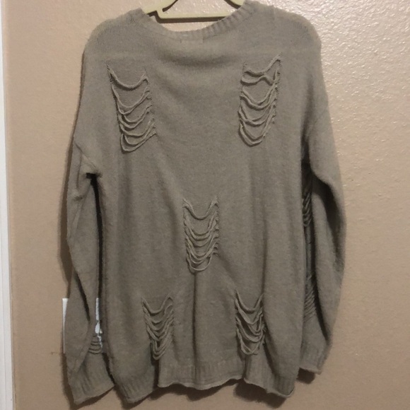 Loop detail sweater - Picture 4 of 4